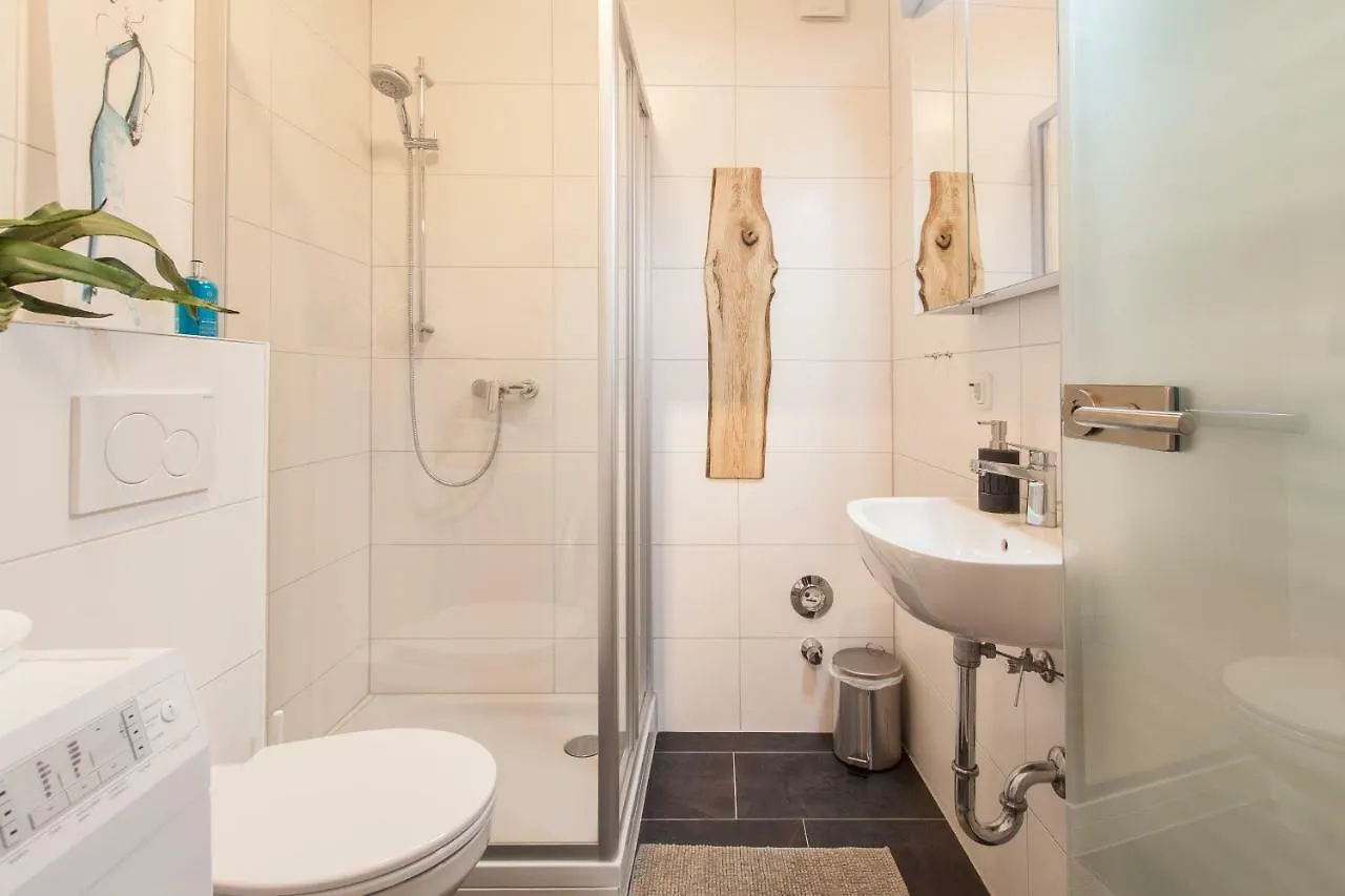 Ferienwohnung Wohnen an der Juliuspromenade Main Würzburg 0*,