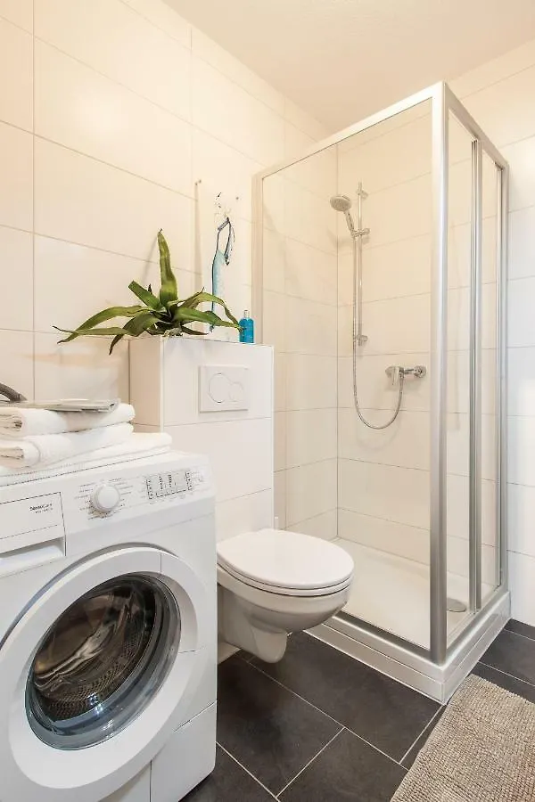 Apartment Ferienwohnung Wohnen an der Juliuspromenade Main Würzburg