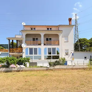 https://apartments-dino-1355.in-istria.net